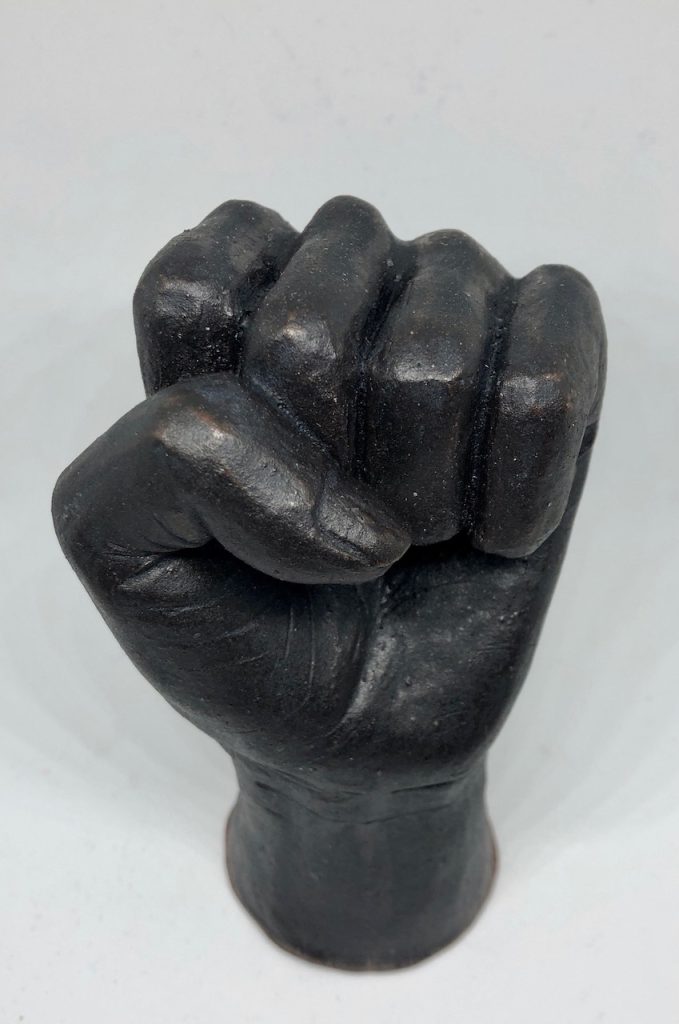 Bild på keramikhand